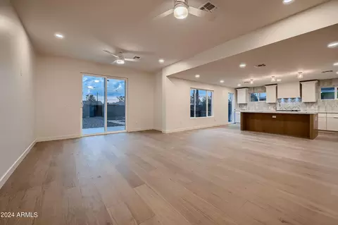 3127 E Flower St, Phoenix, AZ 85016 photo 12