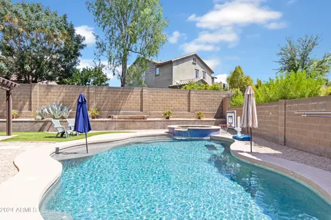 3916 E Covey Ln, Phoenix, AZ 85050 photo 32