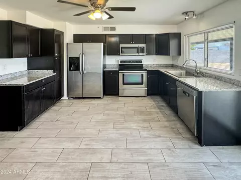 2439 E Villa Rita Dr, Phoenix, AZ 85032 photo 2