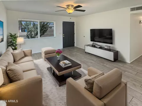 2439 E Villa Rita Dr, Phoenix, AZ 85032 photo 4