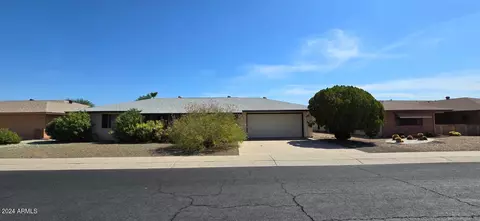 9457 W Brokenstone Dr, Sun City, AZ 85351