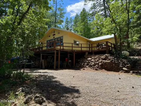 1690 Willow Mountain Rd, Happy Jack, AZ 86024