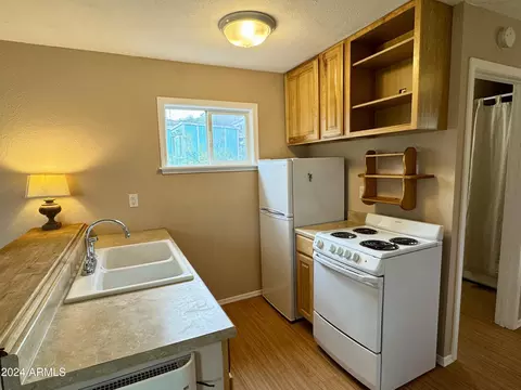 814 Pittsburg Ave, Bisbee, AZ 85603 photo 8