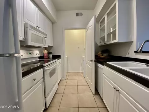 1701 E Colter St #472, Phoenix, AZ 85016 photo 11