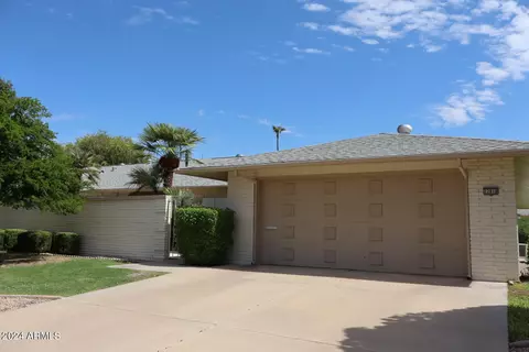 12818 W Maplewood Dr, Sun City West, AZ 85375