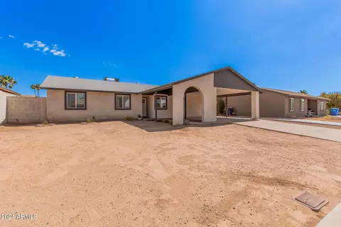 4153 E Nancy Ln, Phoenix, AZ 85042 photo 5