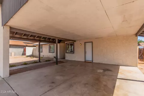 4153 E Nancy Ln, Phoenix, AZ 85042 photo 7