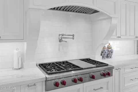 Kitchen - 1450 N Almar St, Mesa, AZ 85213 photo 6 of 6