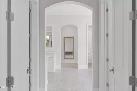 Entry Way - 1450 N Almar St, Mesa, AZ 85213 photo 4 of 4