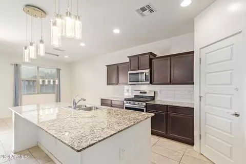 40143 W Curtis Way, Maricopa, AZ 85138
