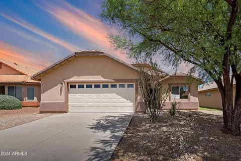 1981 Thunder Meadows Dr, Sierra Vista, AZ 85635