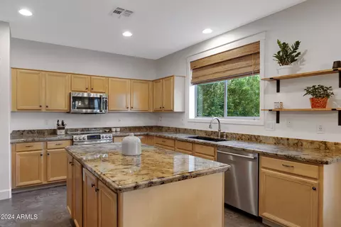 10538 E Florian Ave, Mesa, AZ 85208 photo 14