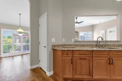 4774 E Navajo St, Phoenix, AZ 85044 photo 20