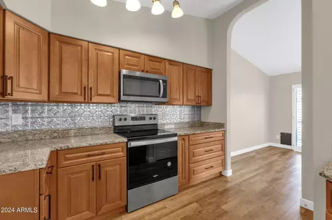 4774 E Navajo St, Phoenix, AZ 85044 photo 5