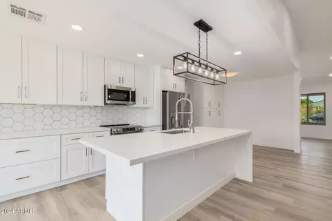 4523 E Kings Ave, Phoenix, AZ 85032 photo 2