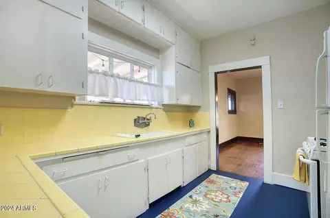 810 N 10th Ave, Phoenix, AZ 85007 photo 8