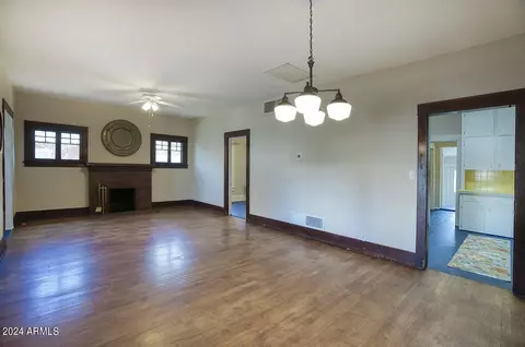 810 N 10th Ave, Phoenix, AZ 85007 photo 5