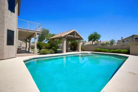 Exterior - 1013 W Iris Dr, Gilbert, AZ 85233 photo 8 of 16