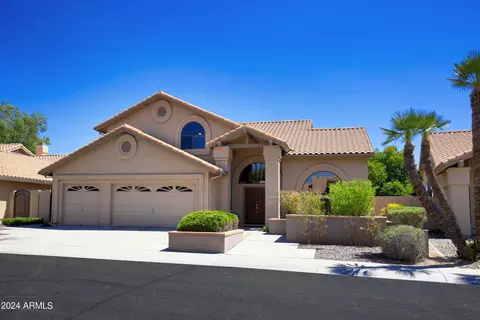 Exterior - 1013 W Iris Dr, Gilbert, AZ 85233 photo 1 of 16