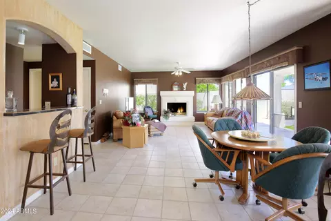 Dining - 1013 W Iris Dr, Gilbert, AZ 85233 photo 4 of 4