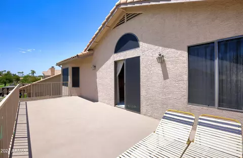 Exterior - 1013 W Iris Dr, Gilbert, AZ 85233 photo 5 of 16