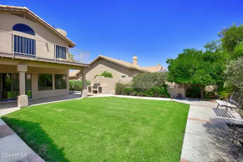 Exterior - 1013 W Iris Dr, Gilbert, AZ 85233 photo 9 of 16