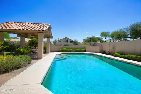 Exterior - 1013 W Iris Dr, Gilbert, AZ 85233 photo 10 of 16