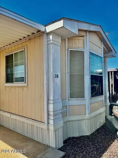 925 N Plaza Dr #30, Apache Junction, AZ 85120