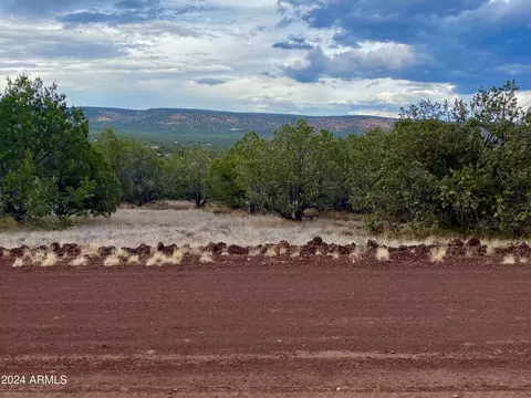 1184 W Picacho Dr #-, Ash Fork, AZ 86320 photo 7
