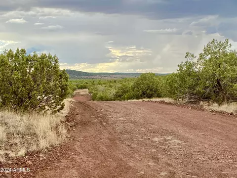 1184 W Picacho Dr #-, Ash Fork, AZ 86320 photo 10