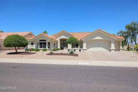 13702 W Parada Dr, Sun City West, AZ 85375