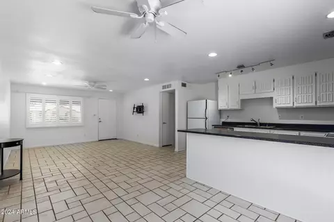 3926 E Hillery Dr, Phoenix, AZ 85032 photo 10