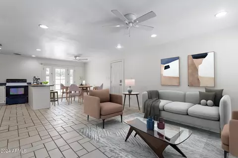 3926 E Hillery Dr, Phoenix, AZ 85032