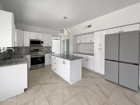 4025 E San Angelo Ave, Gilbert, AZ 85234 photo 2