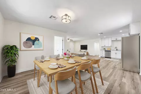 2902 W Cactus Rd, Phoenix, AZ 85029 photo 11