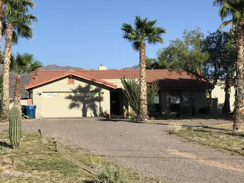 Exterior - 423 S Arroya Rd, Apache Junction, AZ 85119 photo 2 of 12
