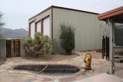 Exterior - 423 S Arroya Rd, Apache Junction, AZ 85119 photo 4 of 12