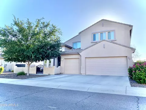 6877 S Teresa Dr, Chandler, AZ 85249
