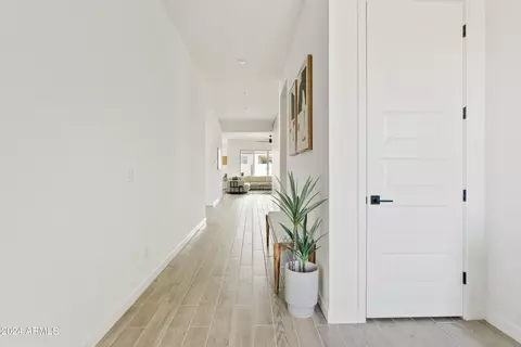 11232 E Utopia Ave, Mesa, AZ 85212 photo 2