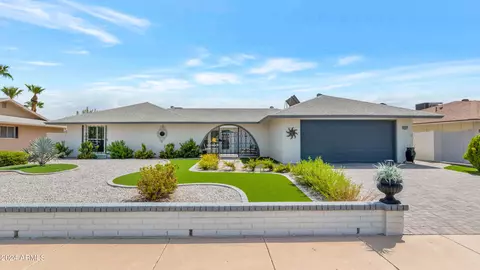 18207 N 132nd Ave, Sun City West, AZ 85375