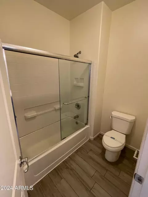 Bath - 1721 W Pollack St, Phoenix, AZ 85041 photo 1 of 4