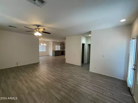 Living - 1721 W Pollack St, Phoenix, AZ 85041 photo 2 of 4