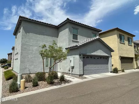 7305 S 17th Dr, Phoenix, AZ 85041 photo 2