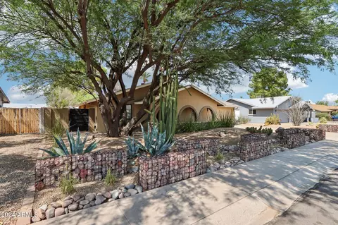 3116 E Sierra St, Phoenix, AZ 85028 photo 3