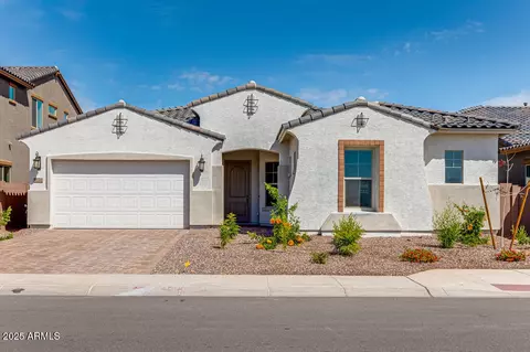 8722 W Denton Ln, Glendale, AZ 85305
