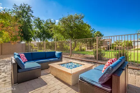 1316 E Marcella Ln, Gilbert, AZ 85295 photo 33