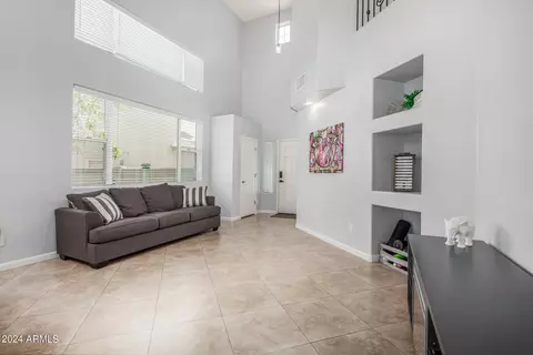 1316 E Marcella Ln, Gilbert, AZ 85295 photo 5