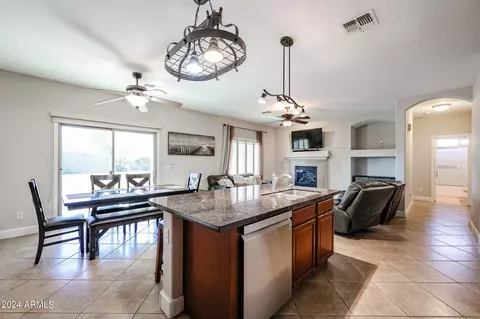 1304 E Macaw Dr, Gilbert, AZ 85297 photo 9