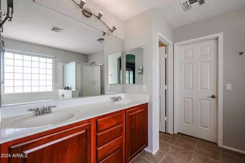 1304 E Macaw Dr, Gilbert, AZ 85297 photo 21