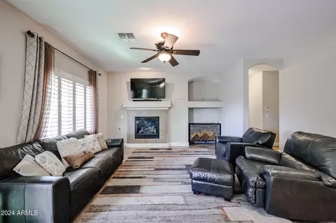 1304 E Macaw Dr, Gilbert, AZ 85297 photo 11